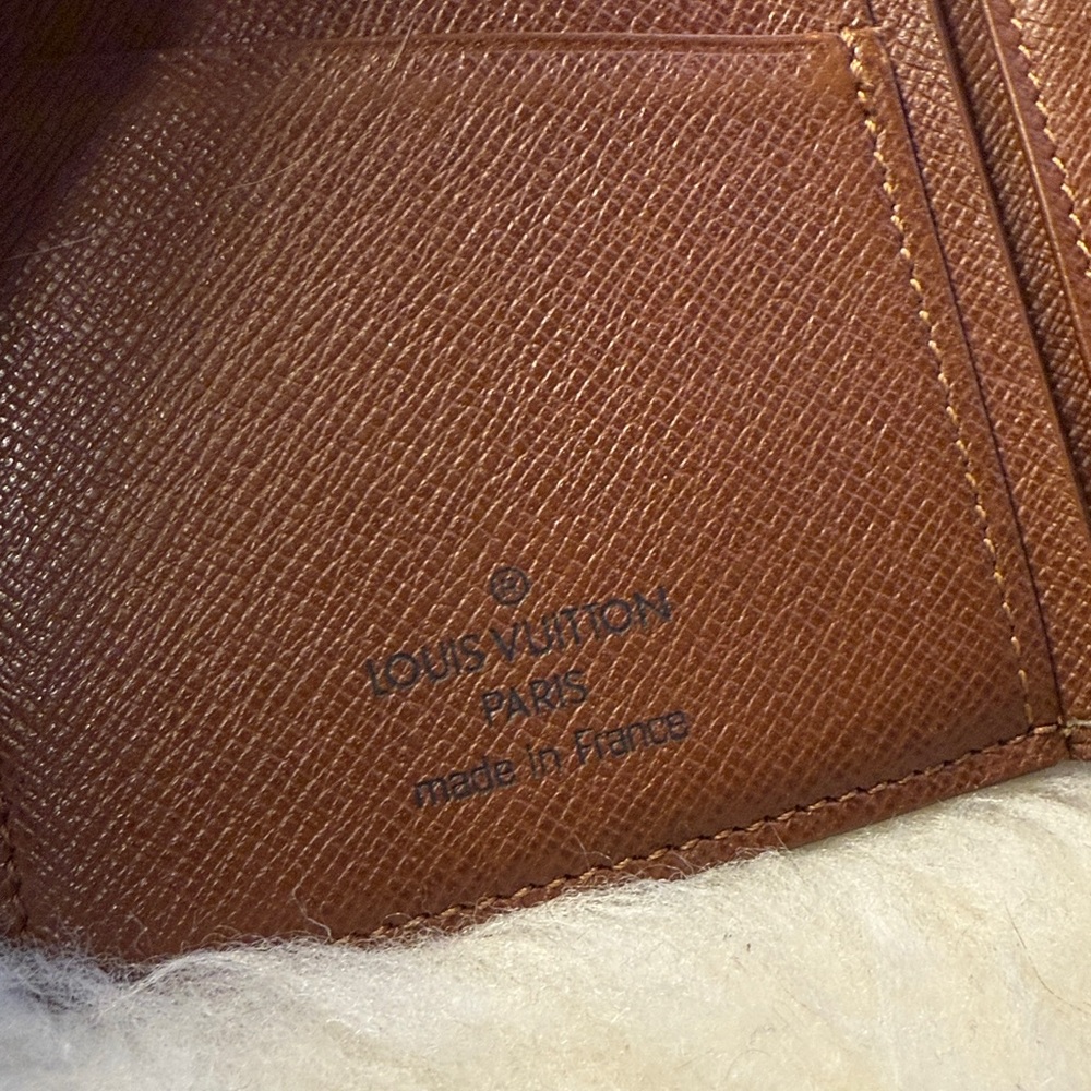 VINTAGE Louis Vuitton Monogram Wallet - Picture 5 of 11